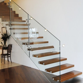 Cầu Thang Kính Cường Lực